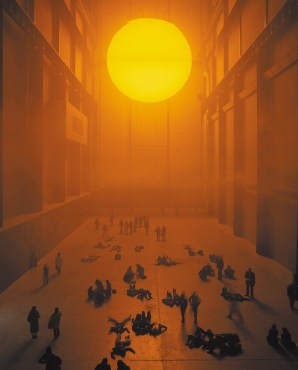 Olafur Eliasson: The weather project, 2003